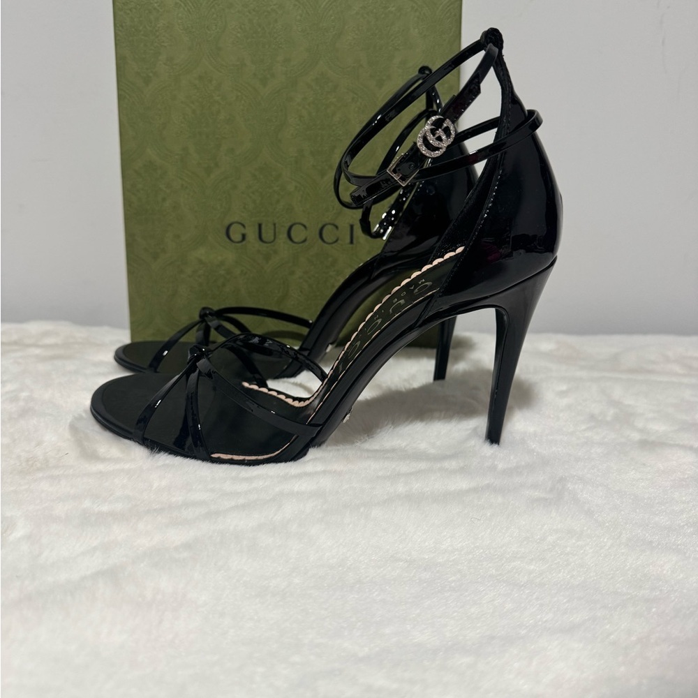 Gucci Patent Leather  Black Heels - Picture 3 of 7